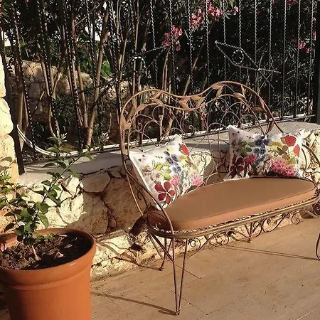 Lavender's Kalkan